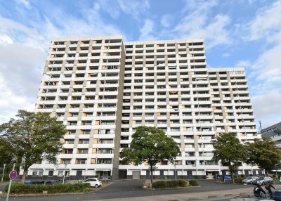 Top Rendite - Vermietete und frisch renovierte 2-Zimmer-Wohnung mit Balkon in Göttingen