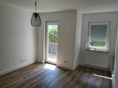 Modernisierte 3-Raum-Erdgeschosswohnung mit Balkon in Gießen
