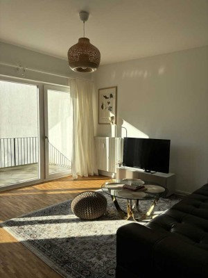 Stilvolle 3,5-Zimmer-Maisonette-Wohnung mit gehobener Innenausstattung mit EBK in Hamburg Wandsbek