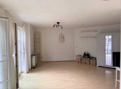 Helle 1-Zimmerwohnung mit Küche in 77709 Wolfach zu vermieten