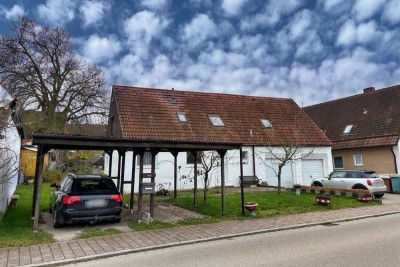 Freistehendes Einfamilienhaus mit viel Potenzial.