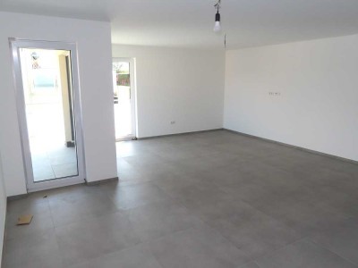 Neubau Erstbezug - Hochwertige 4 ZKB mit Balkon und Carport - in KS-Oberzwehren