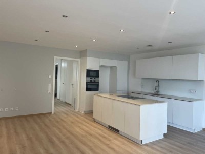 Salamander-Areal: frisch renovierte 3,5-Raum-Terrassenwohnung