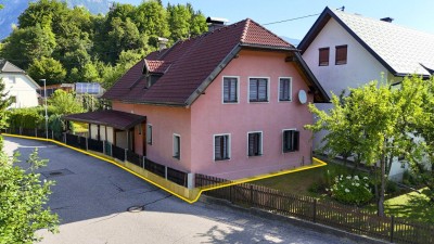 Preisgesenkt – Sonniges Zuhause mit Potenzial – Haus mit Stadl, Garten und Top-Anbindung in Arnoldstein