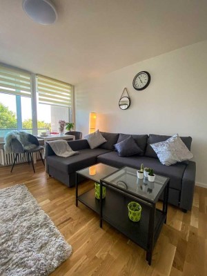 Stilvolle, modernisierte 1-Zimmer-Wohnung mit Balkon und EBK in Mörfelden-Walldorf