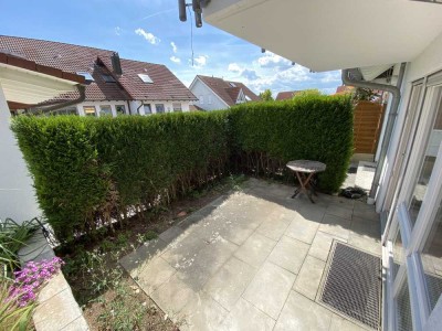 Helle Erdgeschosswohnung mit Garten und Terrasse in Kleinsachsenheim.