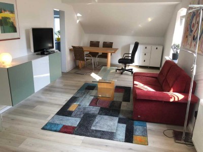 Vollmöblierte, vollständig sanierte 2-Zimmer-Dachgeschosswohnung in Recklinghausen