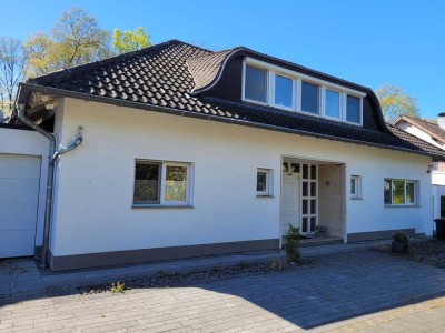 Hochwertiges 5,5-Zimmer-Einfamilienhaus mit Innenpool & Sauna zu verkaufen