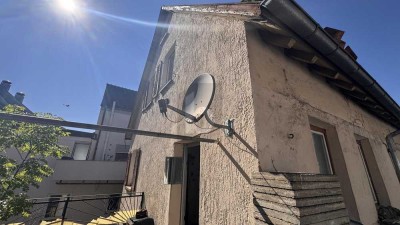 INNENSTADTJUWEL MIT ENTWICKLUNGSMÖGLICHKEITEN