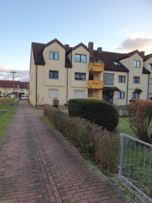 Sehr schöne 2-Zimmer-Dachgeschosswohnung mit Balkon in Ludwigshafen am Rhein