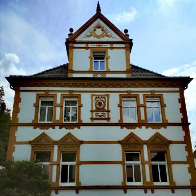 Kleine Single-Wohnung mit Balkon ins Grüne