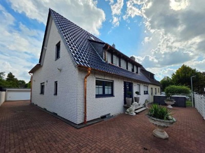 Großzügig geschnittenes Einfamilienhaus mit vielen Extras in beliebter Lage von Dinslaken-Averbruch
