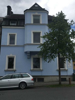 Freundliche und gepflegte 3-Zimmer-Dachgeschosswohnung in Hof
