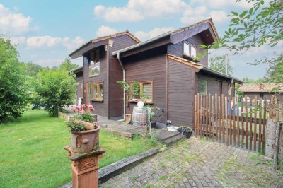 Perle der Natur! Einfamilienhaus inkl. Schwimmteich und Sauna für Eigennutzer & Kapitalanleger