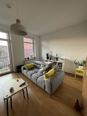 Helle 2-Zimmer-Wohnung mit Balkon ab 01.08. zu vermieten