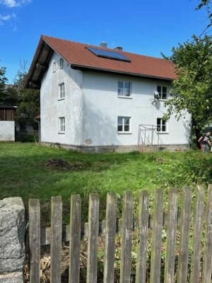 Einfamilienhaus zu verkaufen in ruhiger Lage mit Grundstücksgrösse ca. 600 qm