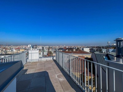 ANLEGER AUFGEPASST - Befristet vermietete exklusive 3-Zimmer-Wohnung mit Dachterrasse und Fernblick