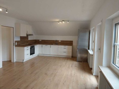 sanierte Dachwohnung mit toller Aussicht