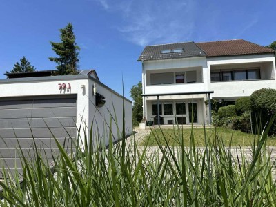 Charmante Doppelhaushälfte mit großzügigem Garten im beliebten Heilbronner Osten