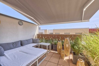 Lichtdurchflutete Stadtwohnung mit Dachterrasse, Balkon und Stellplatz in den Quadraten