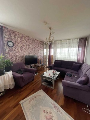 2-Zimmer-Wohnung mit Rheinblick im 7. OG – Aufzug & Wertsteigerung inklusive