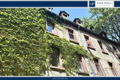 Zentrale, sanierte Beletage-Wohnung in historischem Altbau