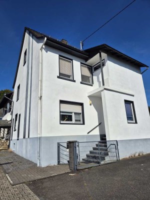 ***CHARMANTES EINFAMILIENHAUS IM HERZEN VON WELSCHNEUDORF***