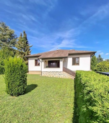 [06660] Gepflegter Bungalow mit ausreichend Baugrund