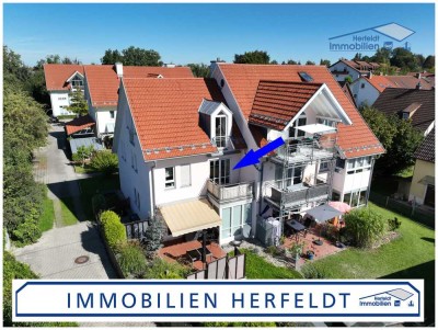 Sehr schöne, liebevoll renovierte 2-Zimmer-Wohnung mit Südbalkon und TG-Stellplatz sofort bezugsfrei