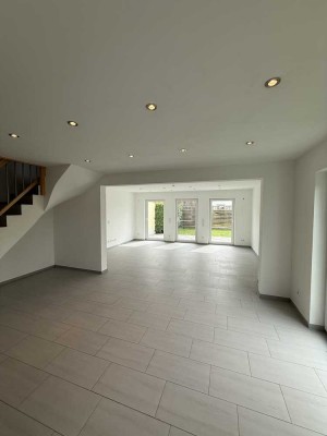 Schönes Reiheneckhaus mit 162 m² in Rettenbach, provisionsfrei und sofort verfügbar