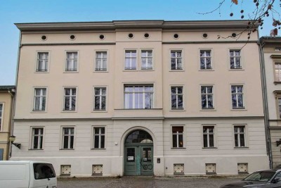 Kapitalanlage: Vermietete 3-Zimmerwohnung mit Balkon nahe Schlosspark Sanssouci