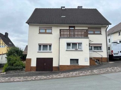 Ein- bis Zweifamilienhaus mit Garage in Battenberg (Eder), im Luftkurort Dodenau  -  ohne Makler