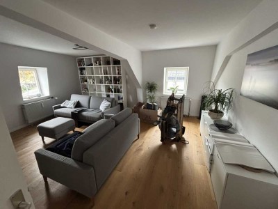 Helle, zentrale 4-Zimmer-Wohnung