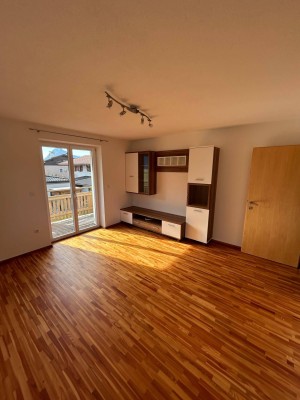 Moderne 2-Zimmer Wohnung in ruhiger Lage mit Balkon