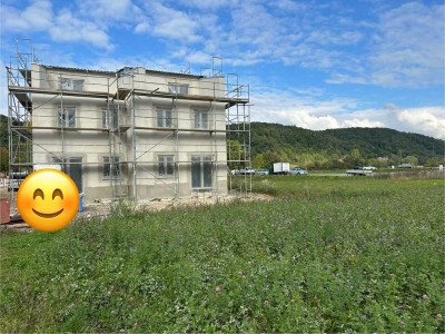 Moderne Doppelhaushälfte im Grünen - Erstbezug mit EBK