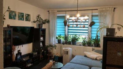 Gemütliche 2-Raum-Balkon- Wohnung sucht Liebhaber! Merowinger Straße