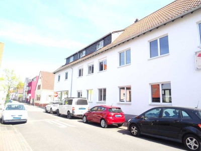 neurenovierte 3-ZKB Wohnung ideal für 1 - 2 Personen