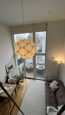 HELLE charmante 1,5-Zimmer-Wohnung mit großer TERASSE & Blick ins GRÜNE – zentral in Regensburg