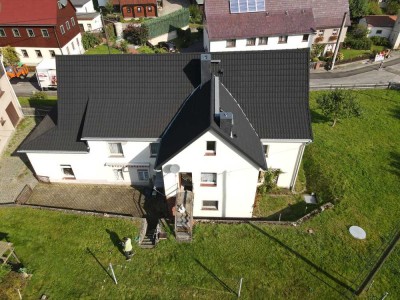 Hier ist DEIN Projekt!
Wohnhaus mit großer Scheune und großzügigem Grundstück  inmitten der Natur!