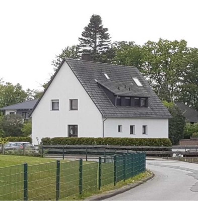 Niedersprockhövel: 3 Zimmer EG-Wohnung mit Terrasse und Garten