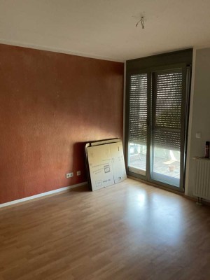 Exklusive 2-Raum-Wohnung mit Balkon,  Stellplatz und EBK in ruhiger Lage in Mainz-Gonsenheim