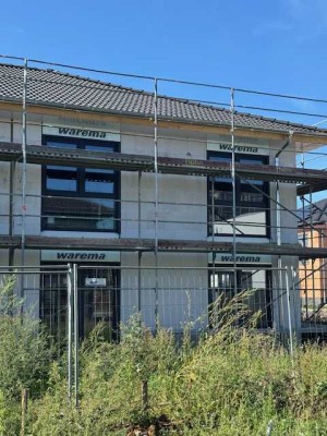 Neubau Doppelhaushälfte mit Erdwärme in Annerod