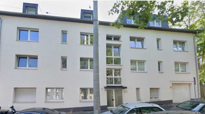 Modernisierte Erdgeschosswohnung mit Terrasse