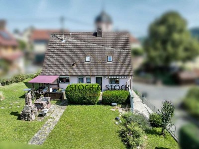 Gut geschnittenes Einfamilienhaus mit großem Garten in Binau zu verkaufen