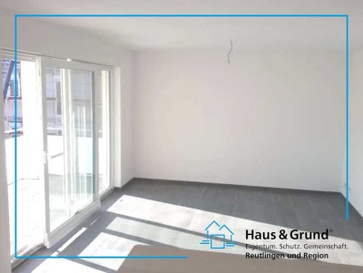Helle & moderne Räume, 3 Zimmer, TG Platz, Balkon, uvm. im Zentrum von Reutlingen