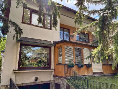 [6622] Großer Grund mit Wohnhaus und Nebengebäuden
