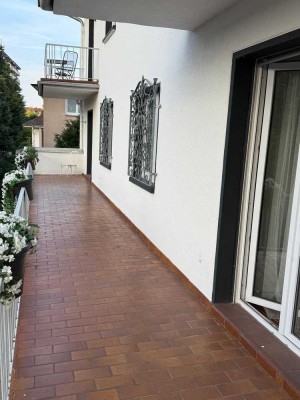 Moderne & helle 4-Zimmer-Wohnung im Offenbacher Westend