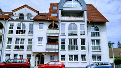 Wohnen mit Stil: 2-Zi.-Wohnung Solingen-Ohligs 7 min zum HBF, 68 qm, Balkon, Einbauküche,  TG