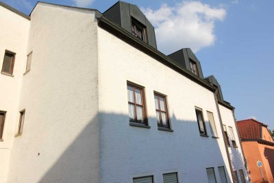 Helle DG-Wohnung mit Charme – 1 Zimmer mit Ausblick - OHNE PROVISON !