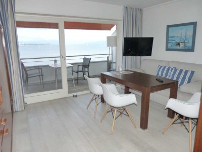 Mieten auf Zeit, möbilierte, voll ausgestattete 2-Zimmer Wohnung mit Balkon, Warmmiete  790€